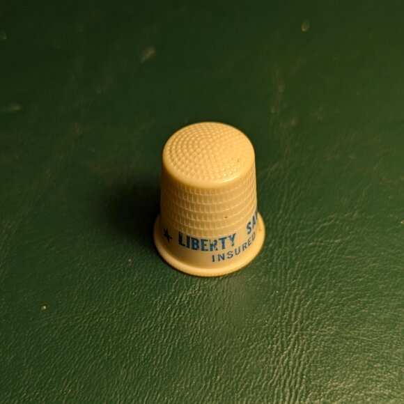 Lot of 2 vintage advertising thimbles: Prudential Insurance, Liberty Savings - Picture 7 of 11